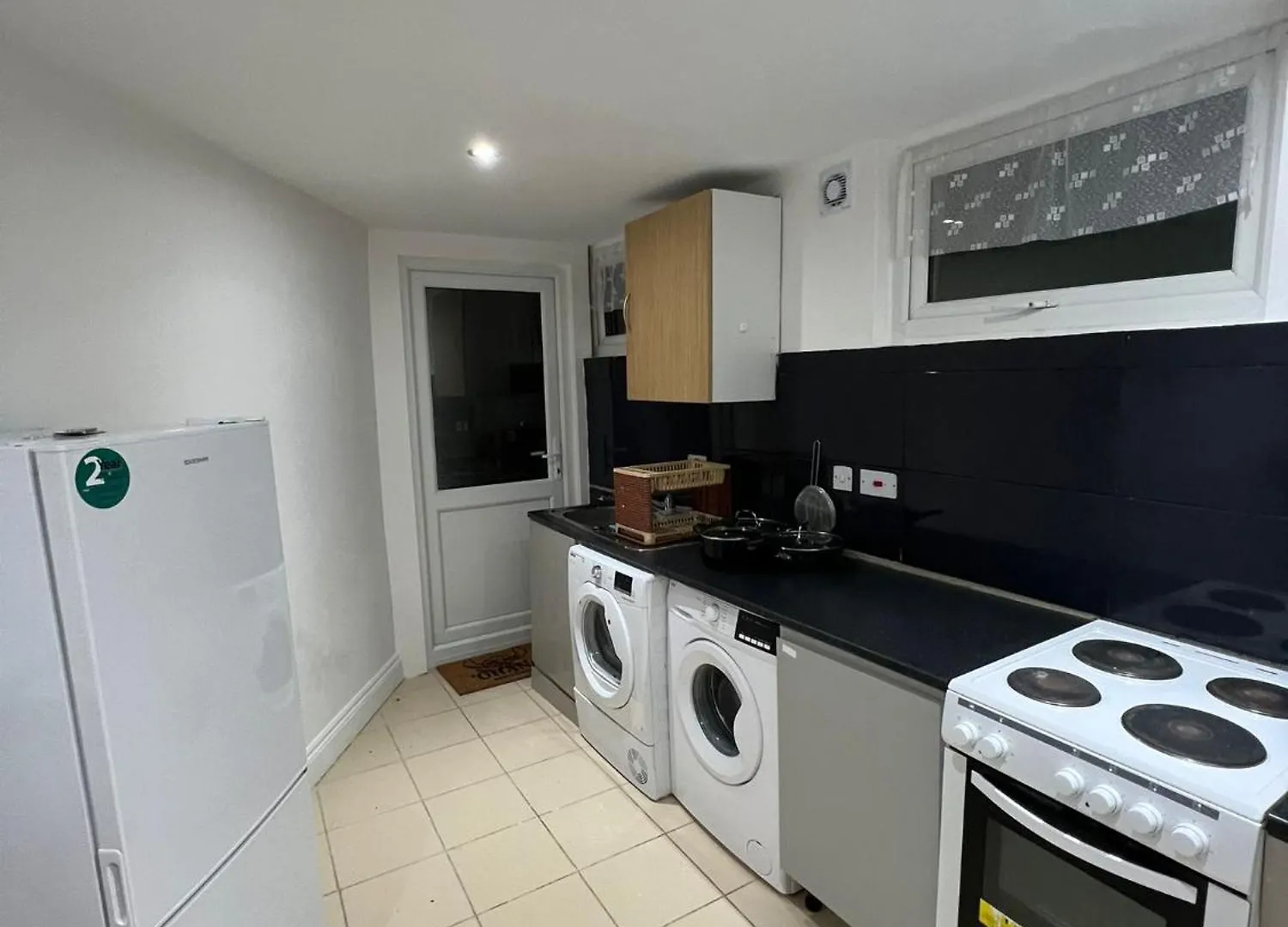 Apartment-Sleep6-Wifi-Family Friendly Лондон 0*,  Великобритания
